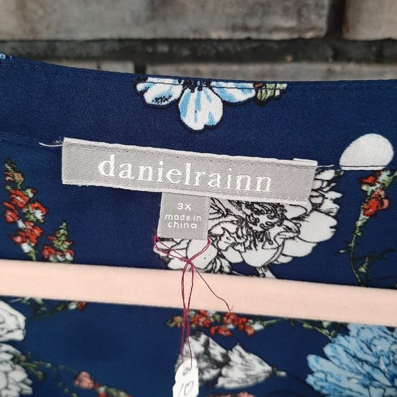 Blue Floral Blouse - Picture 4 of 4